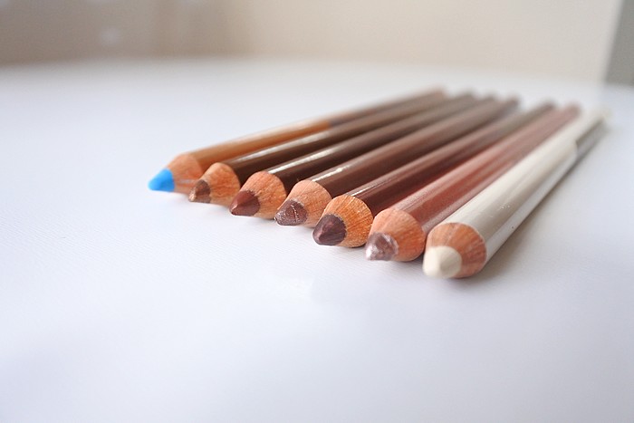 Les crayons Pastello de Neve Cosmetics tendance clémence blog beauté