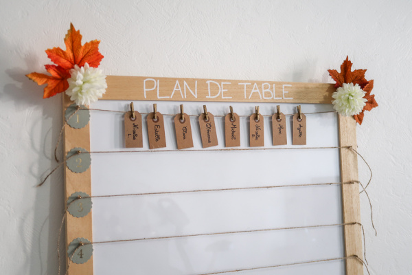 DIY : Un plan de table personnalisé pour votre mariage