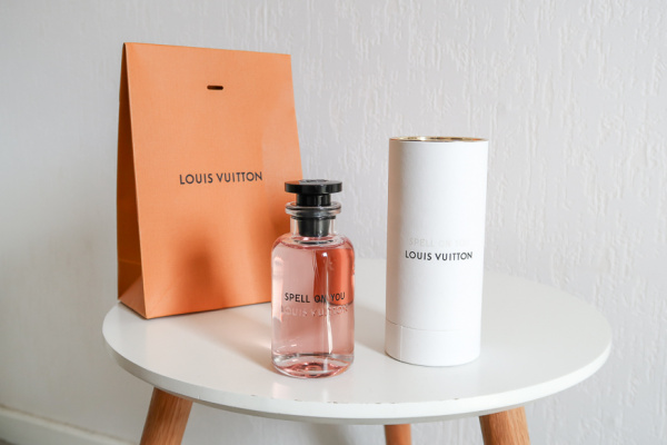 Zoom sur le parfum Spell on you Louis Vuitton
